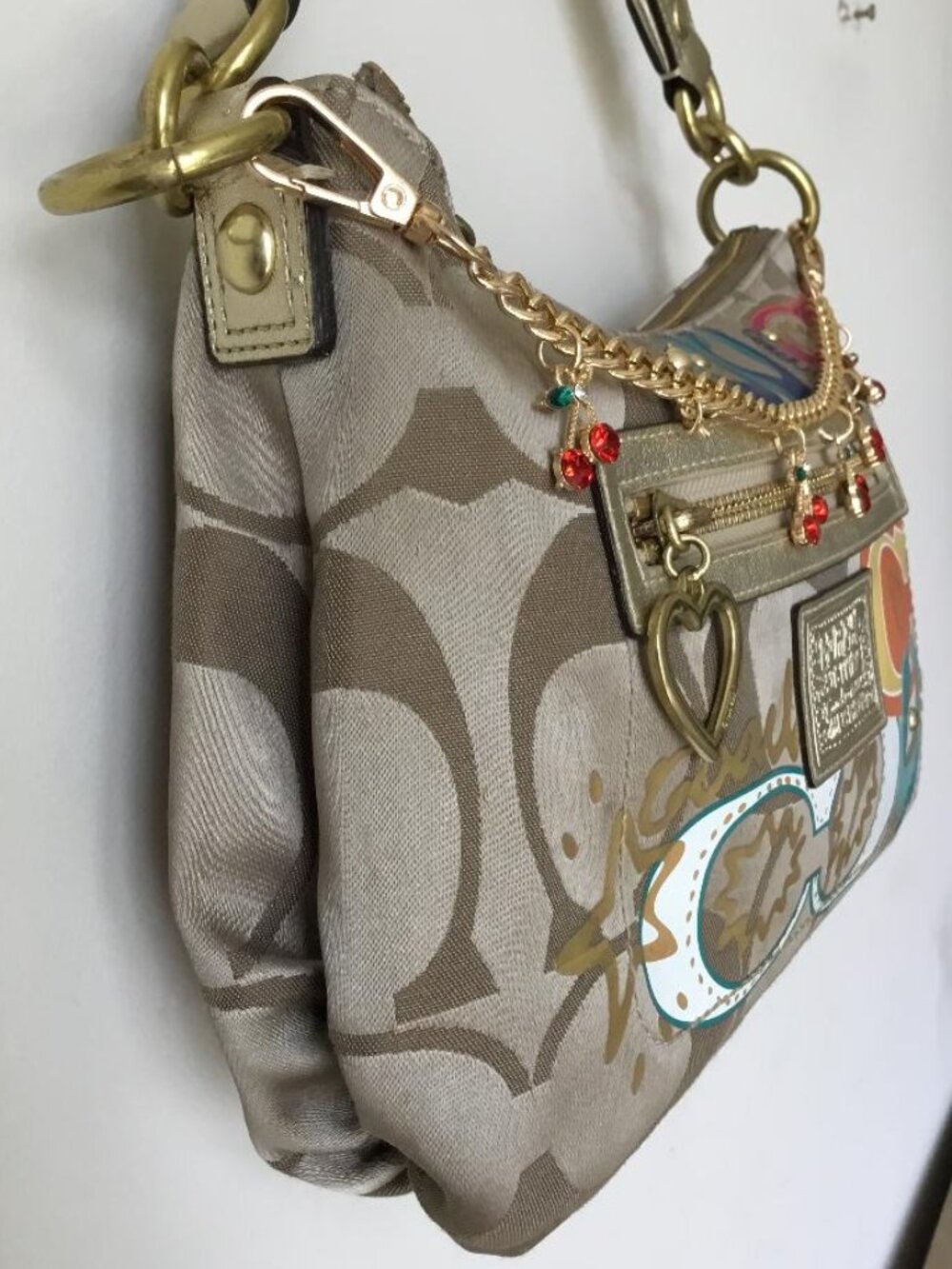 Coach Daisy Poppy Applique Signature Canvas Hobo Bag w/Multicolor Graffiti Art - Picture 4 of 11